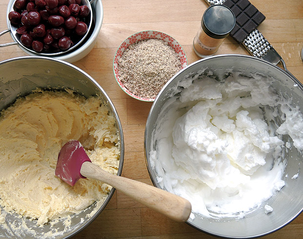 Sauerkirschkuchen – sour cherry cake – kuechenkitchen